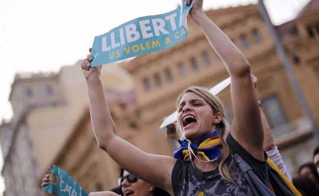 catalan-independence-protest-afp_650x400_41508613134