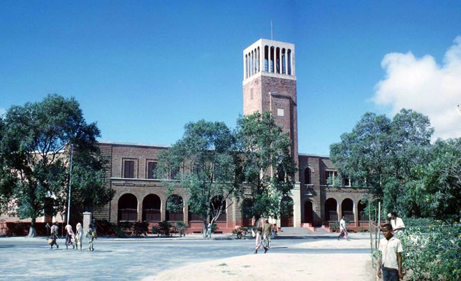 2018325636575926140777250Old_Somali_Parliament_660_HOL