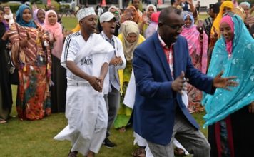 Henley-Borama: Fund-raiser for friends