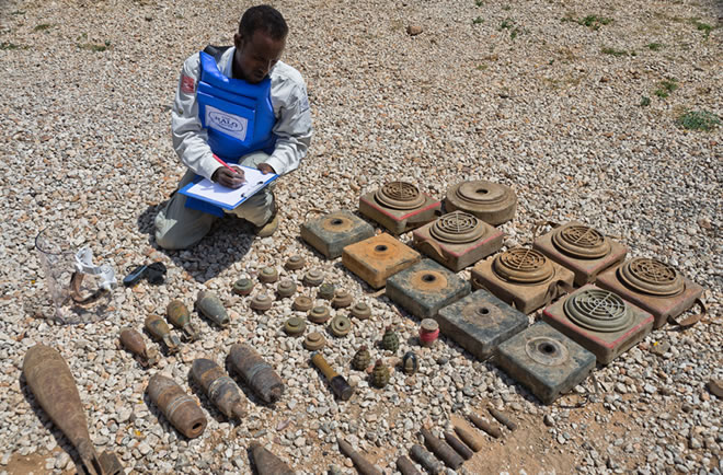 201897636719195414950856eod-copllection-of-explosive-items